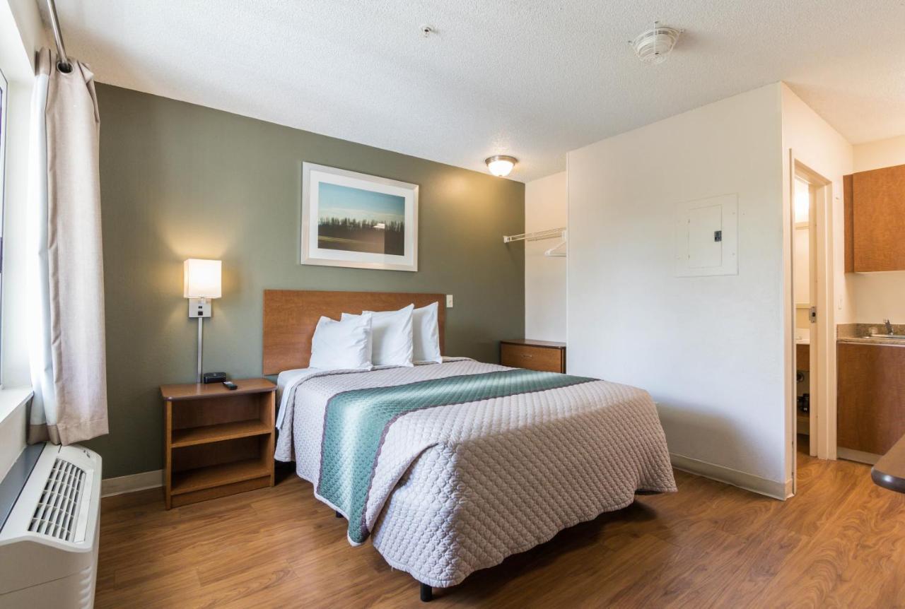 Chambre Studio Lit Queen-Size - Accessible aux Personnes à Mobilité Réduite - Non-Fumeurs