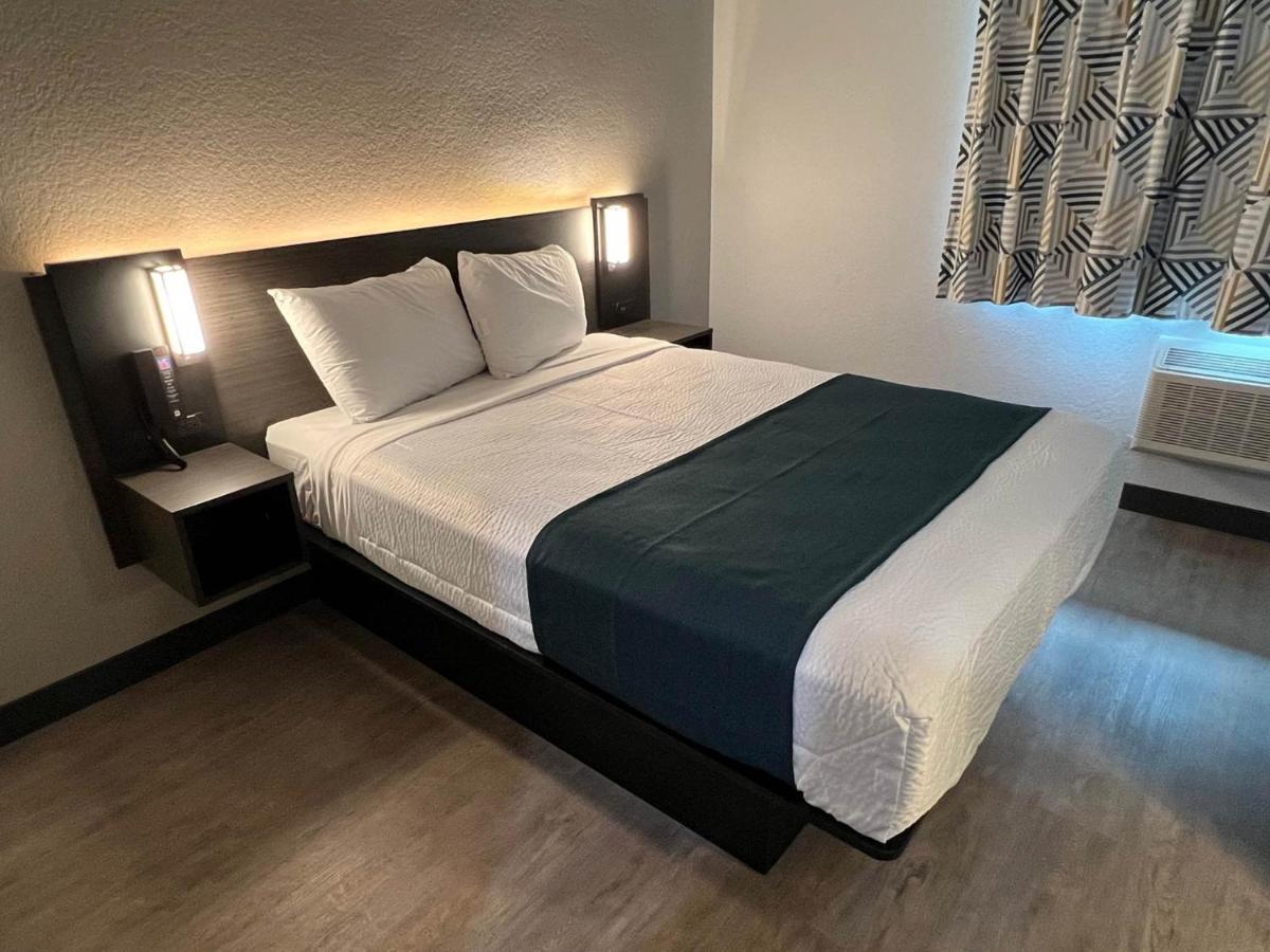 Zimmer mit Queensize-Bett – barrierefrei – Nichtraucher