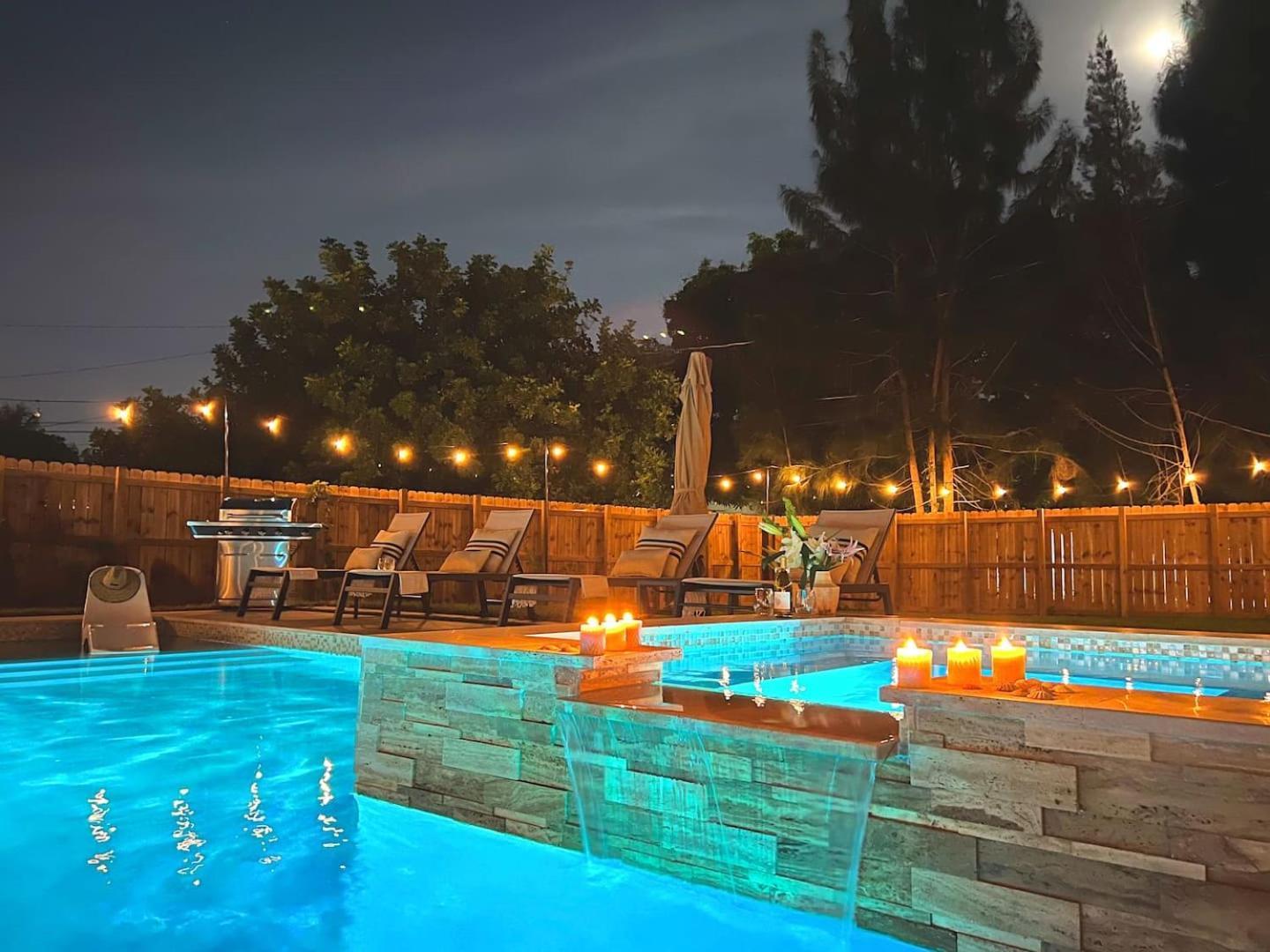 Deluxe Villa,1597050947:JPEG