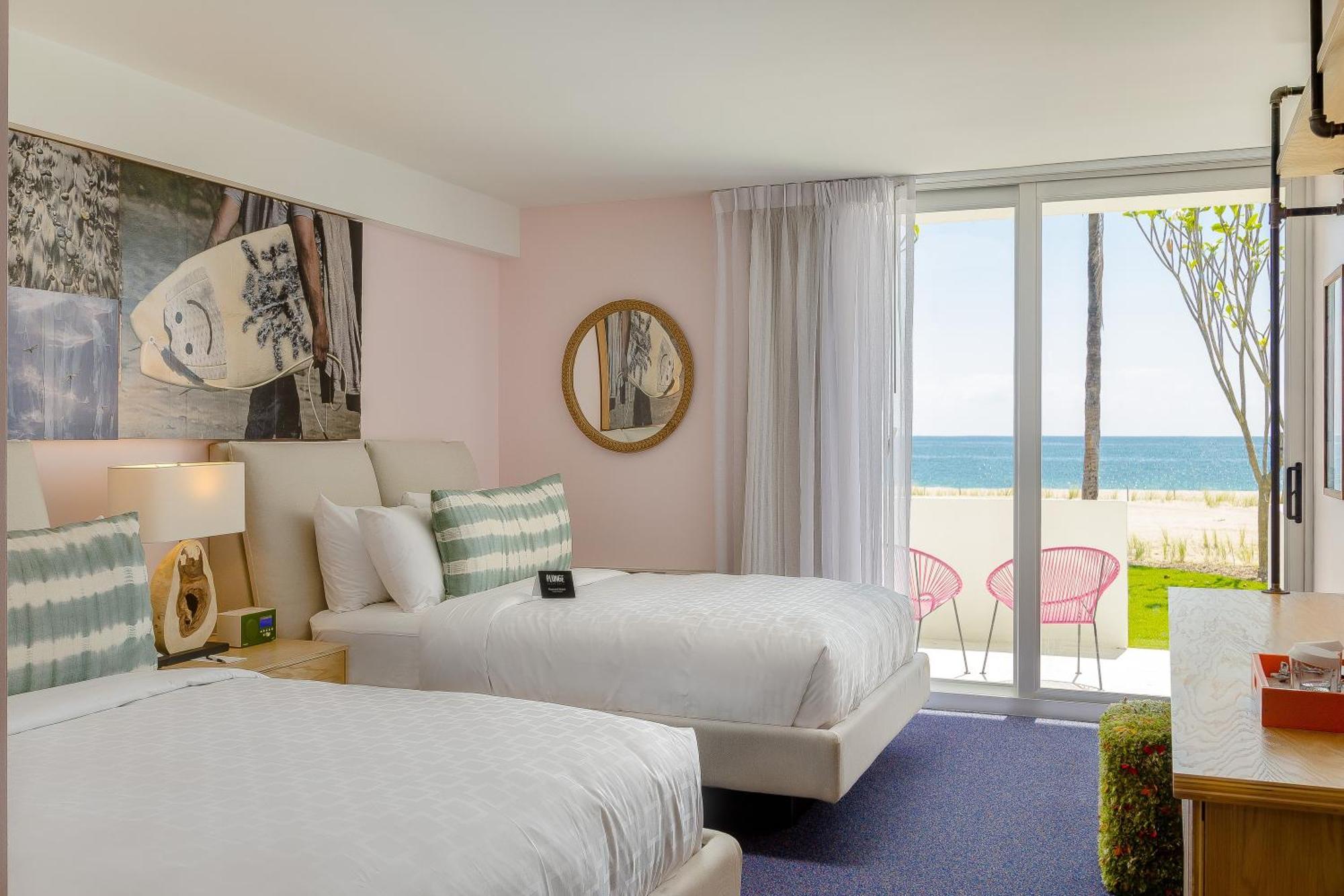 Habitación Doble con vistas al mar y cama grande