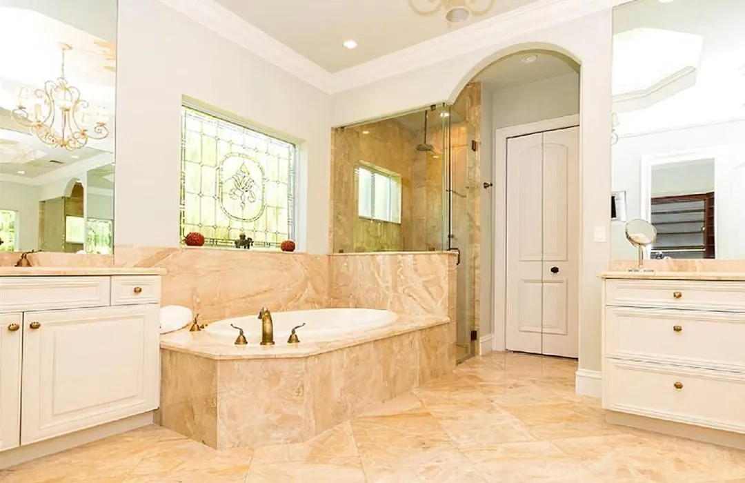 Salty Bungalow Marietta-1