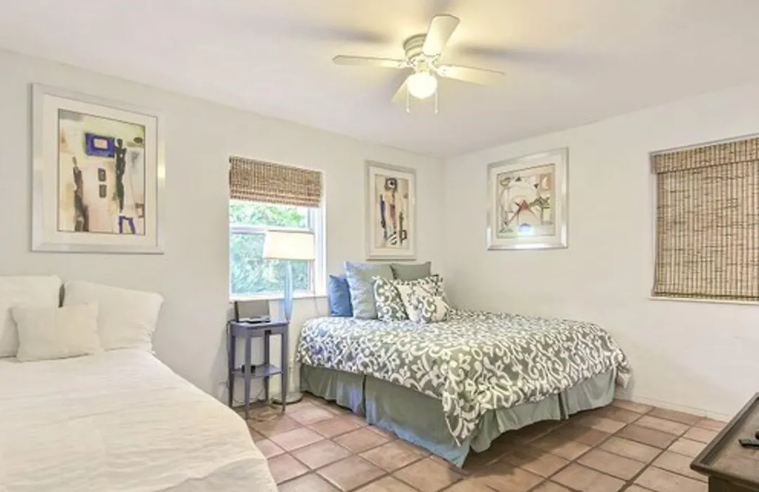 Salty Bungalow Tortuga-1