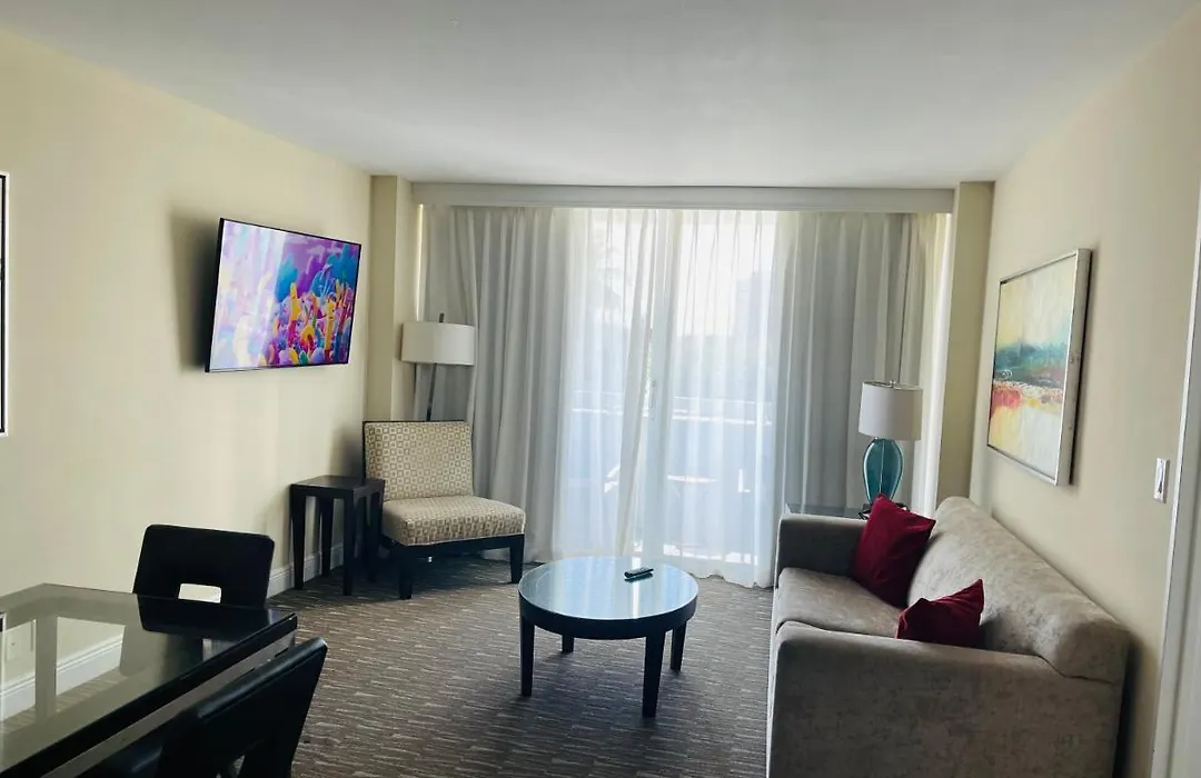 Luxury Ocean View Intracoastal Condo In Ft Lauderdale Beach - Sleeps 6-1