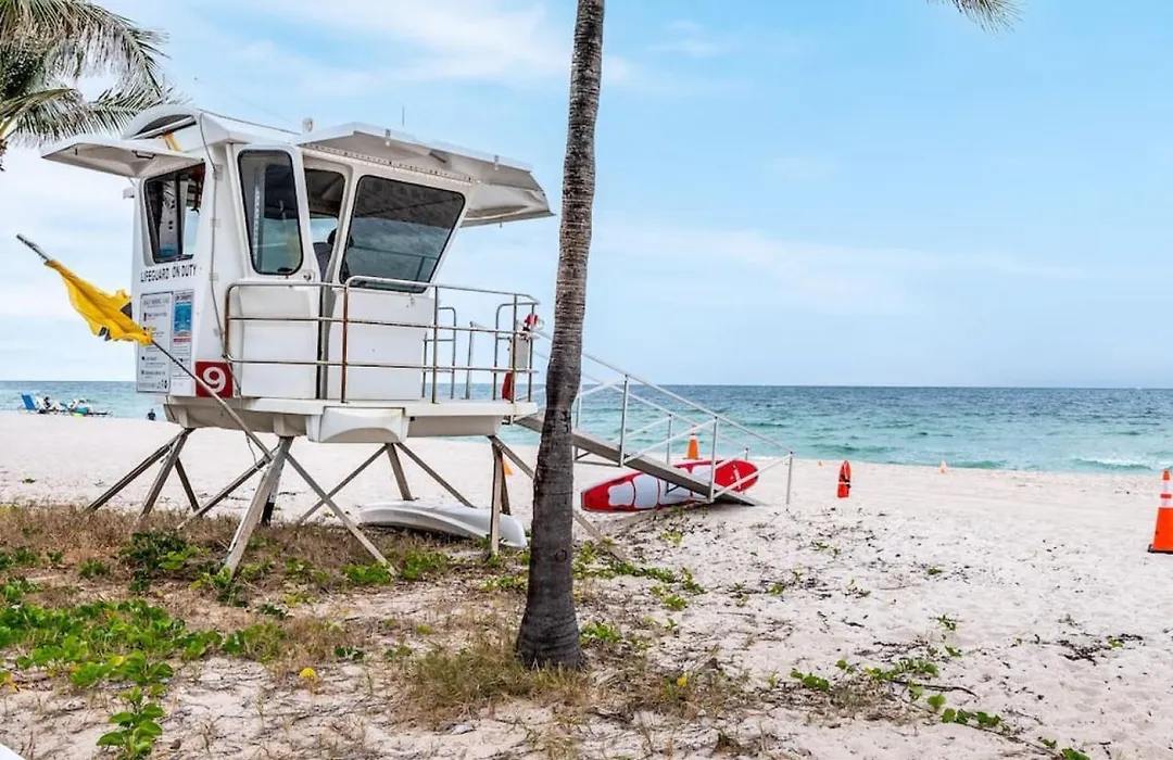 Bayshore Breeze 7 - King Bed, Kitchen, Parking-1