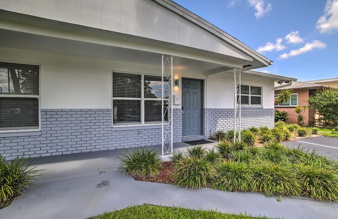Family-Friendly Home In Wilton Manors With Pool-1
