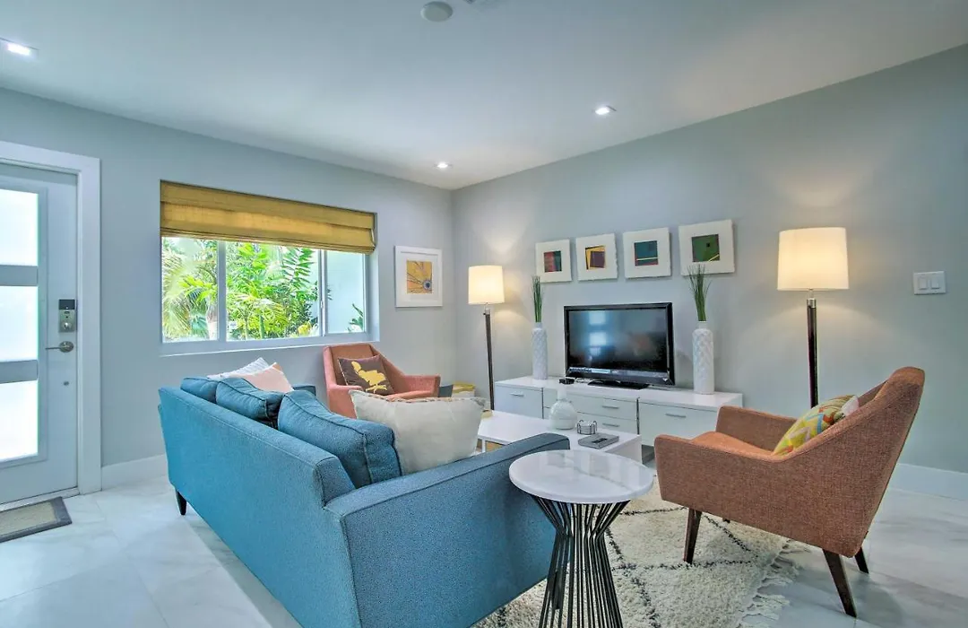 Modern Wilton Manors Home With Outdoor Oasis!-1