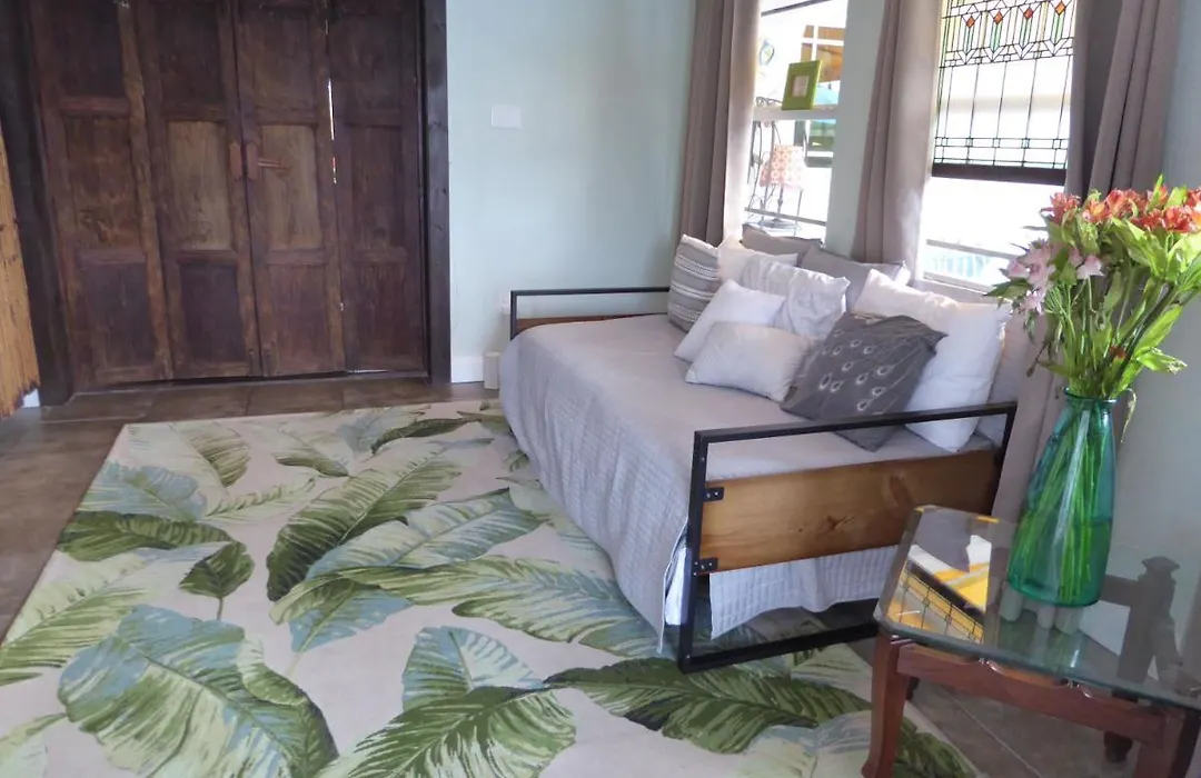 Oasis On The River 3Br 2 5 Ba - Pool-1