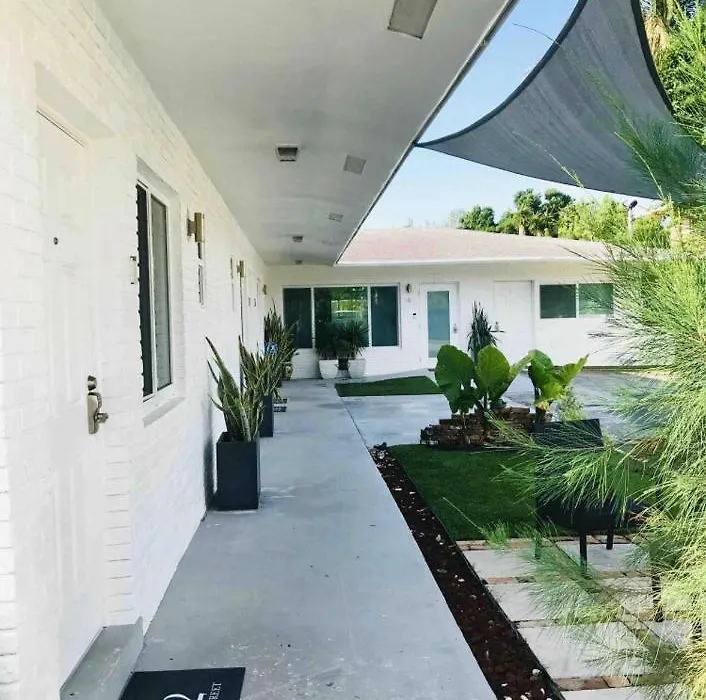Wilton Manors Hideaway - 3-1