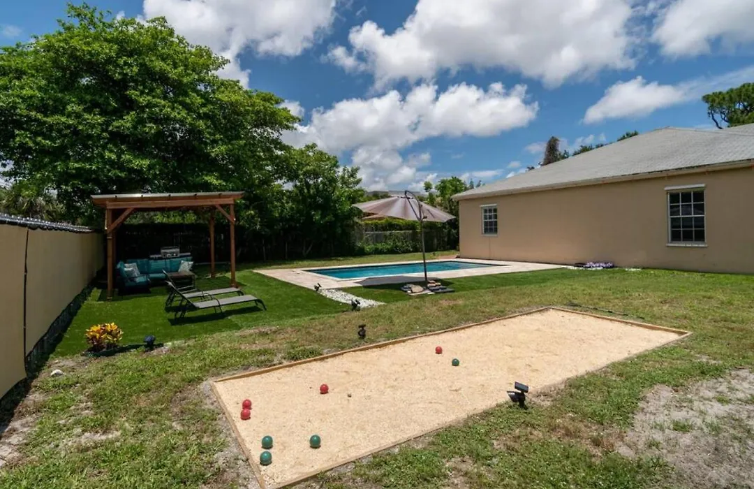 Breezy Pointe 3 Bed 2 Bath Home With Heated Pool-1