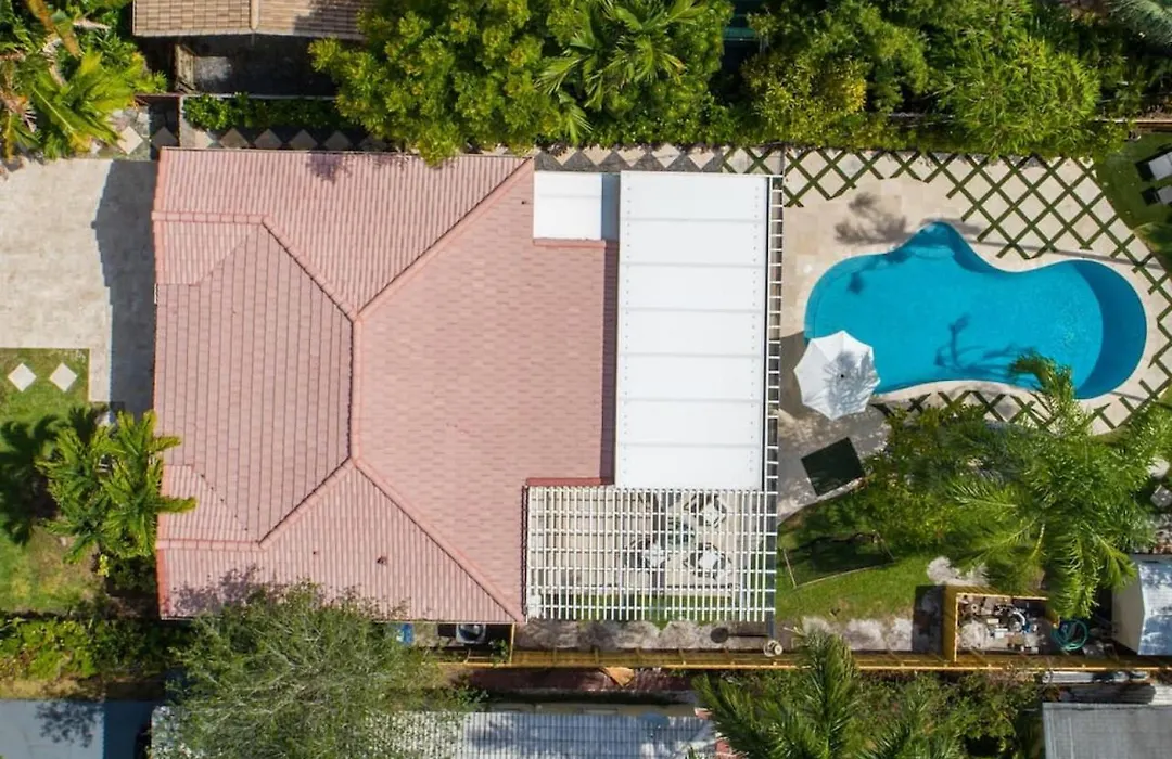 Victoria Park Oasis With Heated Pool And More-1