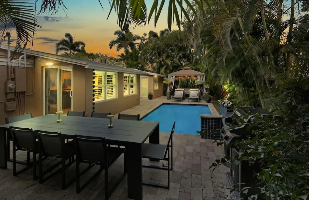 Modern 2Brhouse In Wilton Manors With A Heated Pool And King Bed-1
