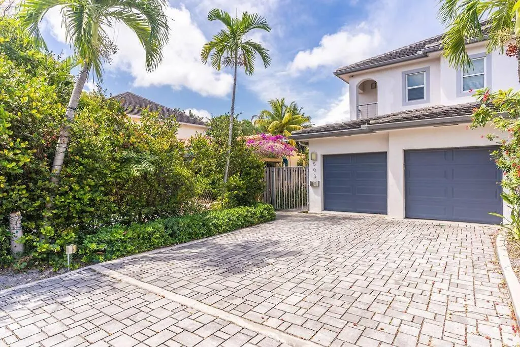 Miami/Ft Lauderdale Private Retreat Near Airport. Villa-1