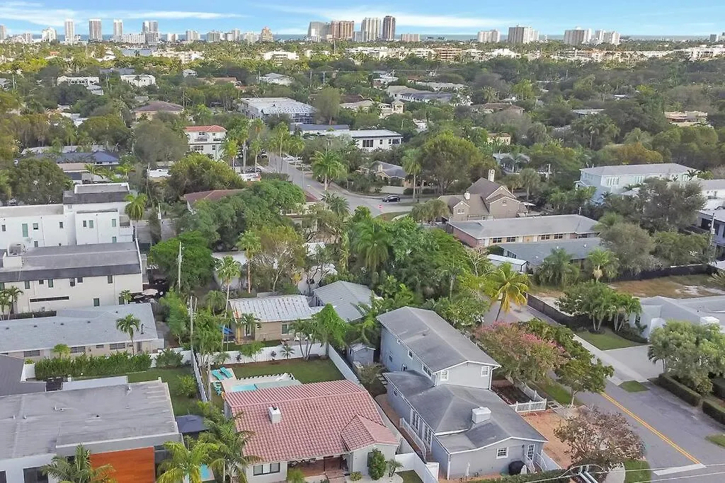 3Bd 2Bth W/ Pool 10-Min To Beach-1