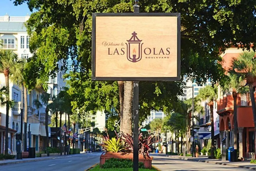 The Fort Laudy Daudy-1