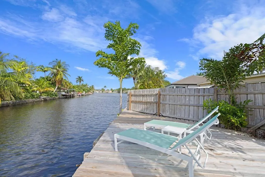 Waterfront-Heated Pool-Mini Golf-Game Room-2Mi Beach-1