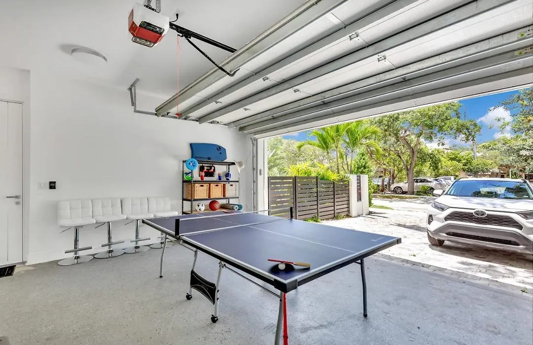 Luxury Oasis Of Las Olas -2 Story Home W Hot Tub-1