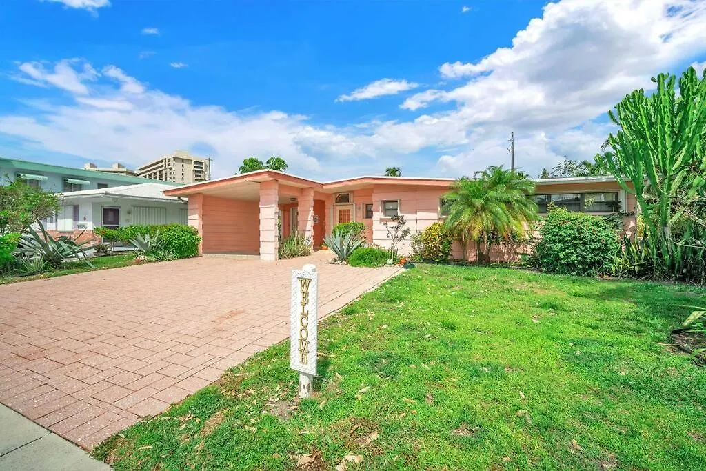 Welcome To Casa Rosa In Lauderdale By The Sea-1
