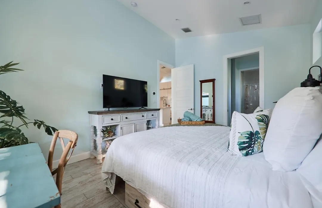 Luxe Coastal Home 6 Mins To Airport 10 Mins To Cruise Port Ft Lauderdale-1