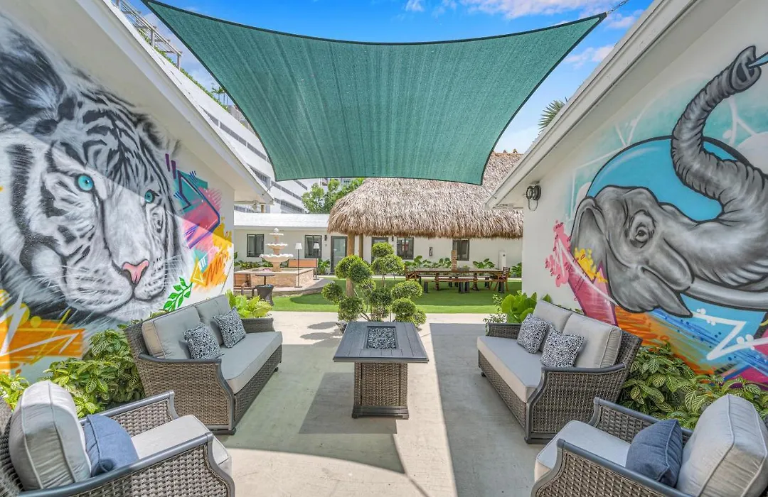 Urban Retreat Eclectic Oasis Freedom House Key-1