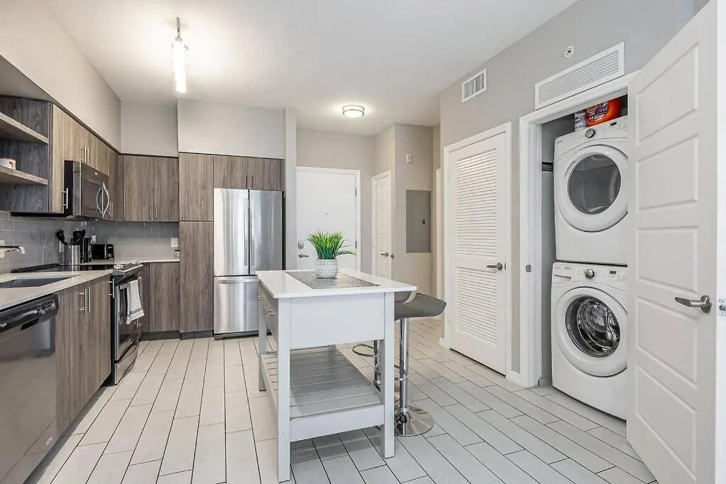 Luxury Condo Intracoastal-1