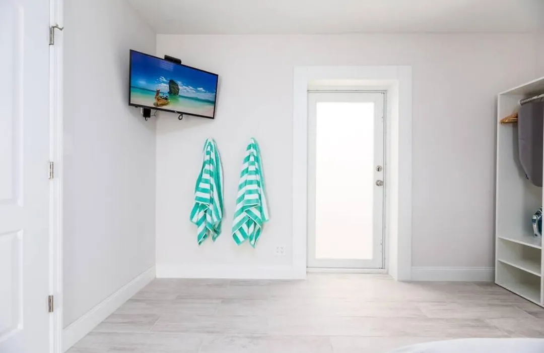 Ocean Flats 4 - Lauderdale-By-The-Sea-1