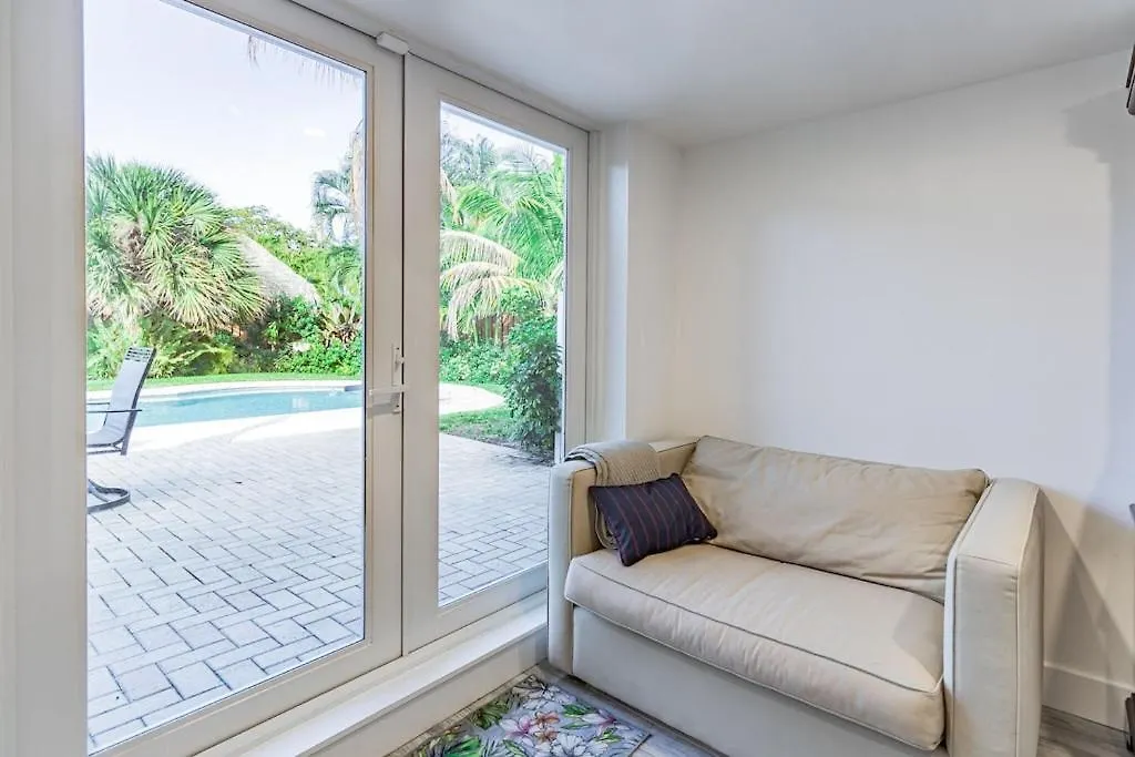 Spacious Fort Lauderdale Heated Pool House, Grill And Beach 2.9 Miles-1