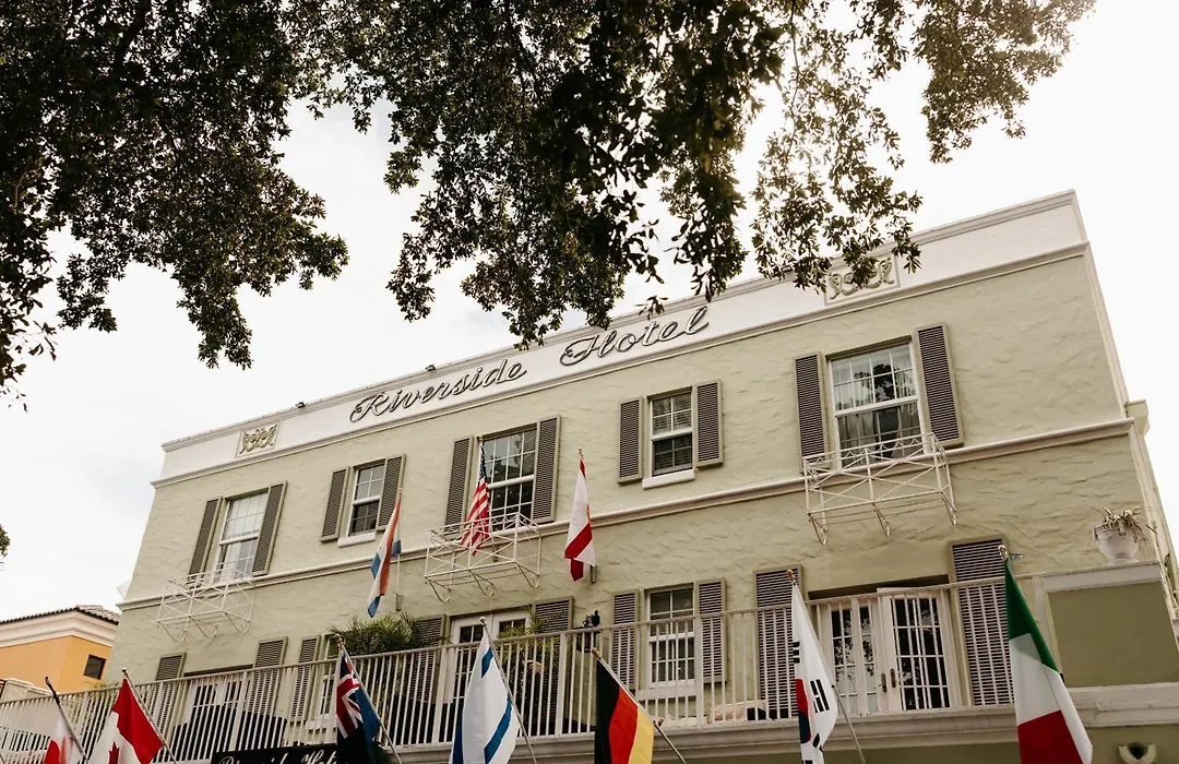 Riverside Hotel-1