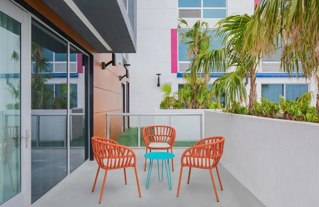 Aloft By Marriott Fort Lauderdale Airport-1