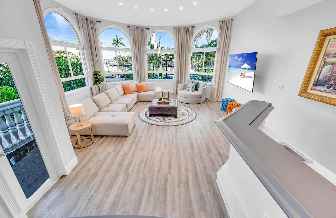 Villa On Intracoastal Beach In Proximity Waterfront Views Access Fogg Key Vlllas-1