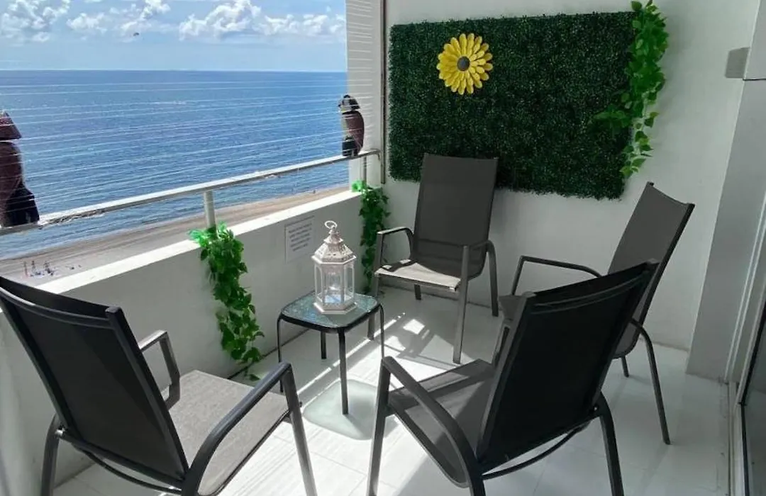 Look No Further!!! Amazing Condo-1