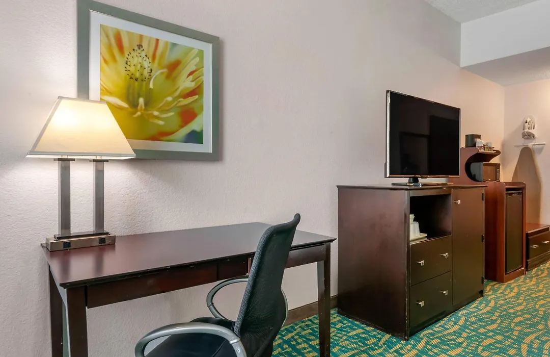 Comfort Inn&Suites Fort Lauderdale West Turnpike-1