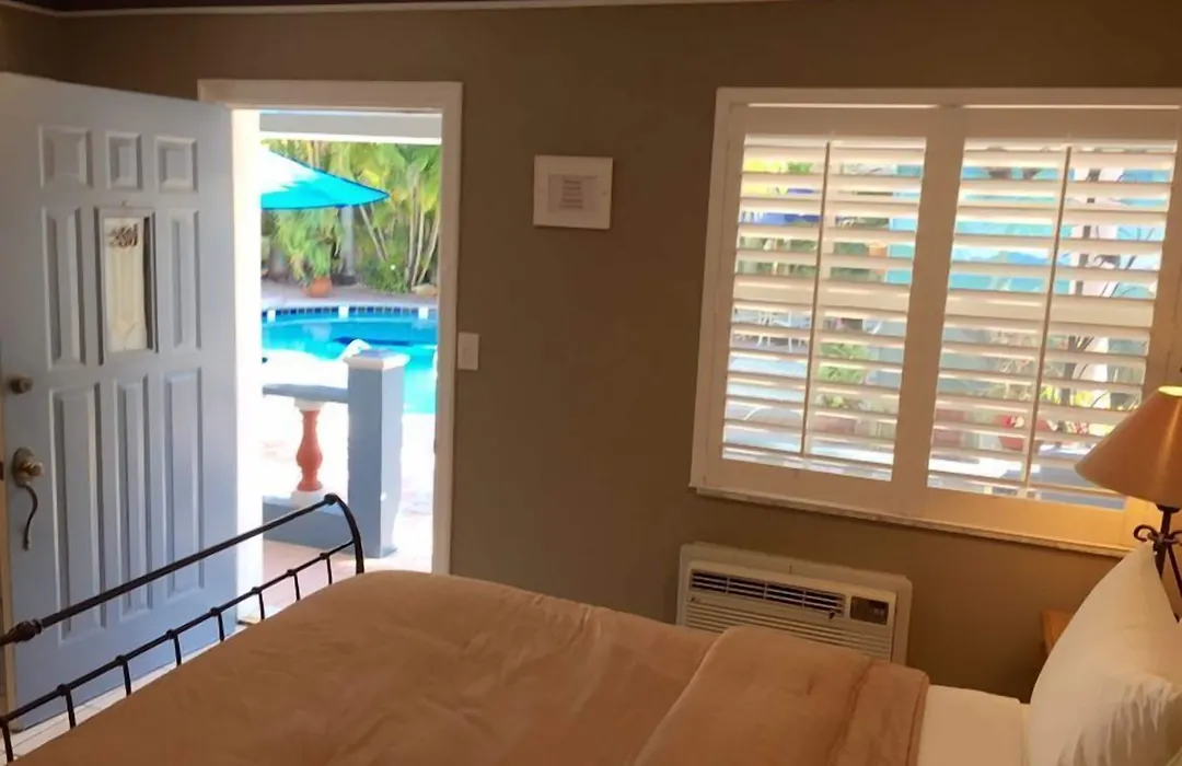 Coral Reef Guesthouse-1