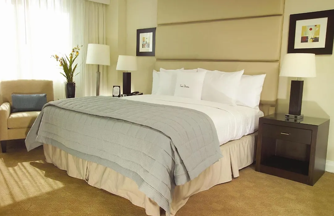 Gallery One - A Doubletree Suites By Hilton Hotel-1