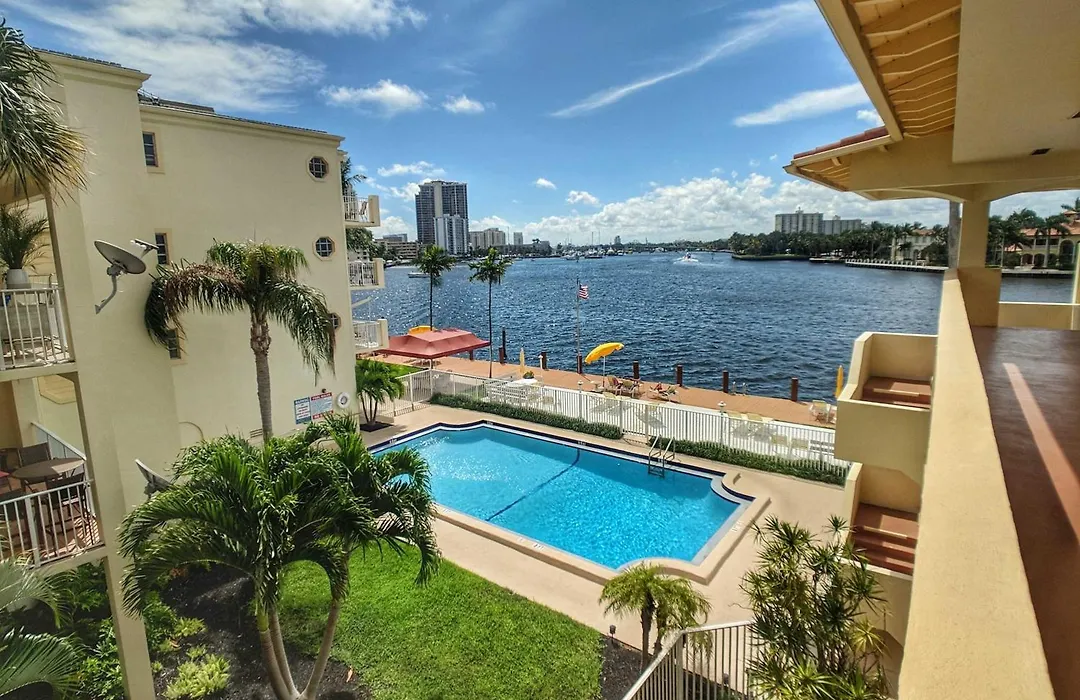 Fort Lauderdale Yacht And Beach Club 209-1