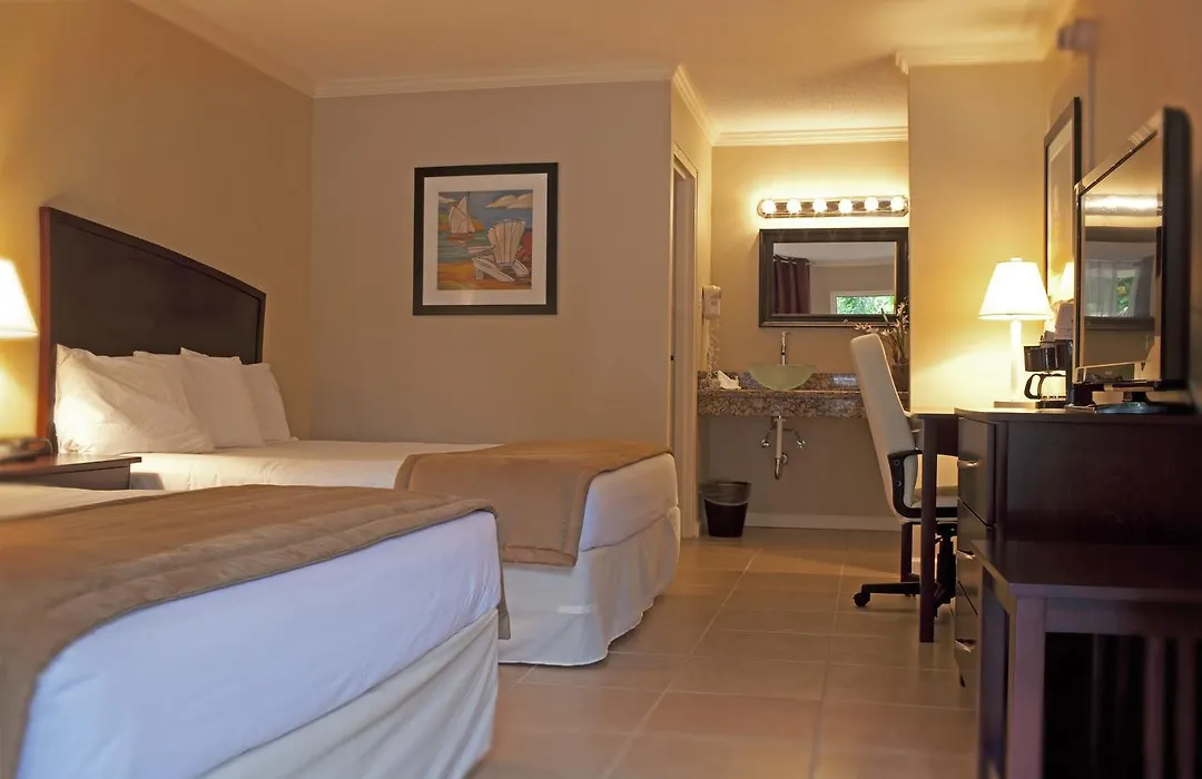 Rodeway Inn-1