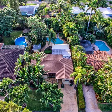 Tropical Hideaway-2