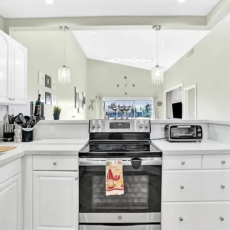 Luxury Lake Front Property-3