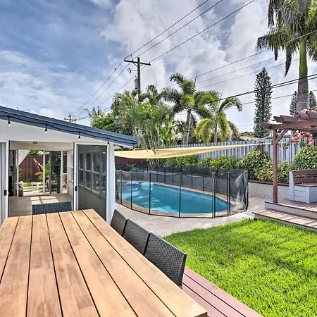 Tropical Home With Outdoor Oasis 2 Mi To Beach-3