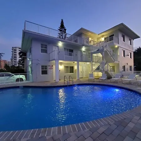 Bayshore Breeze 7 - King Bed, Kitchen, Parking-2