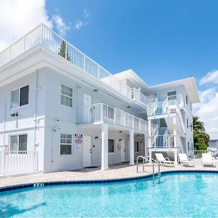 Bayshore Breeze 4 - Fort Lauderdale Beach-2
