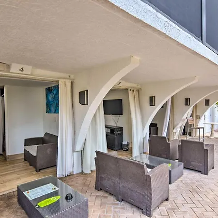 Oceanfront Luxury 2/2 Condo W/ Amazing Views!-3
