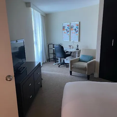 Galeryone Fll Intercostal Suite-2