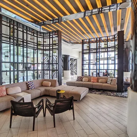 Modern Luxury Beach Hotel 1 Bedroom Corner With Views 901-3