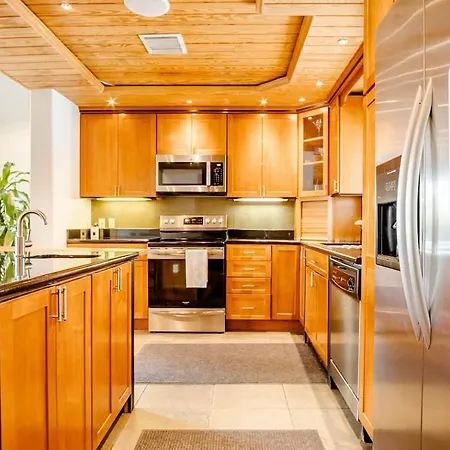Oasis On The River 3Br 2 5 Ba - Pool-2