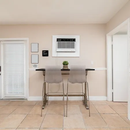 The Residences - Lake Ridge 2-2