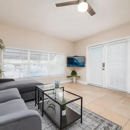 The Residences - Lake Ridge 2-3