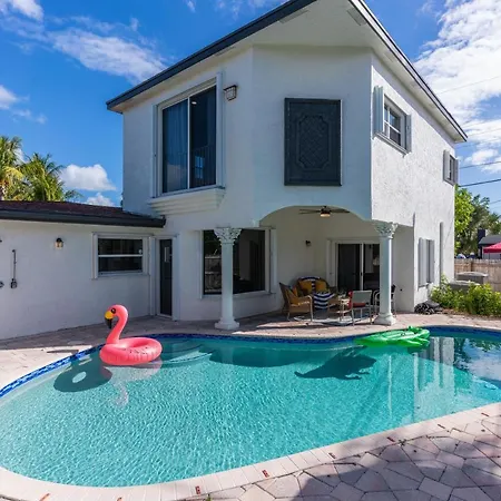 The Sunhine State 5Bd 3 Bath With Heated Pool-3