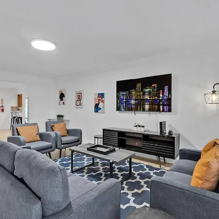 Cheerful 4Br Home, Game Room & Private Pool-2