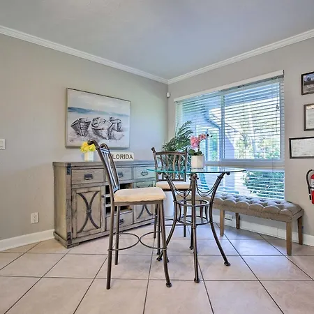 Waterfront Home With Saltwater Pool, 10 Mins To Beach-2