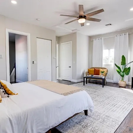 The Sunhine State 5Bd 3 Bath With Heated Pool-2